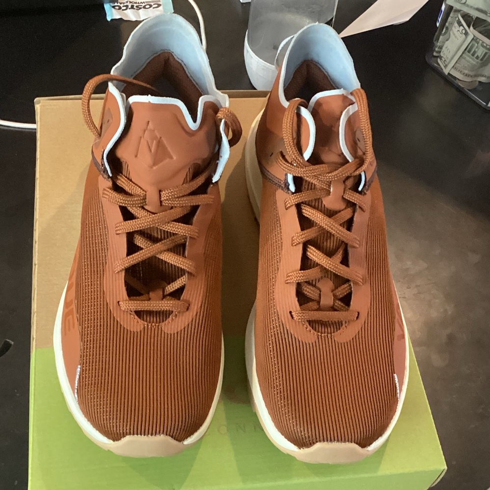 Vasque Men's Athletic Shoes Brown with White Accents
